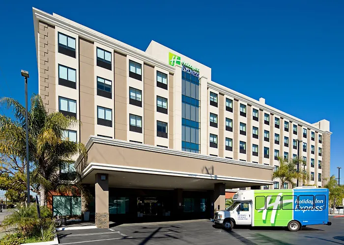 Holiday Inn Express Los Angeles Lax Airport By Ihg